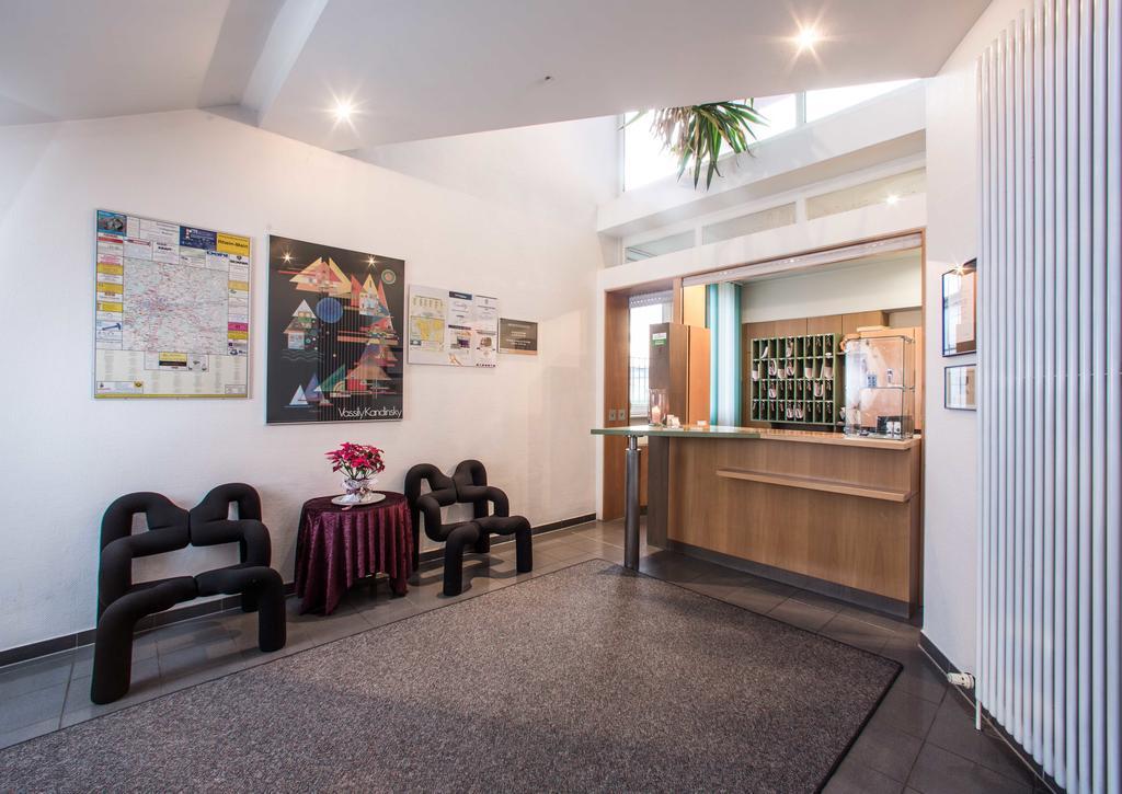 Groß-Zimmern Hotel An Der Waldstrasse מראה חיצוני תמונה